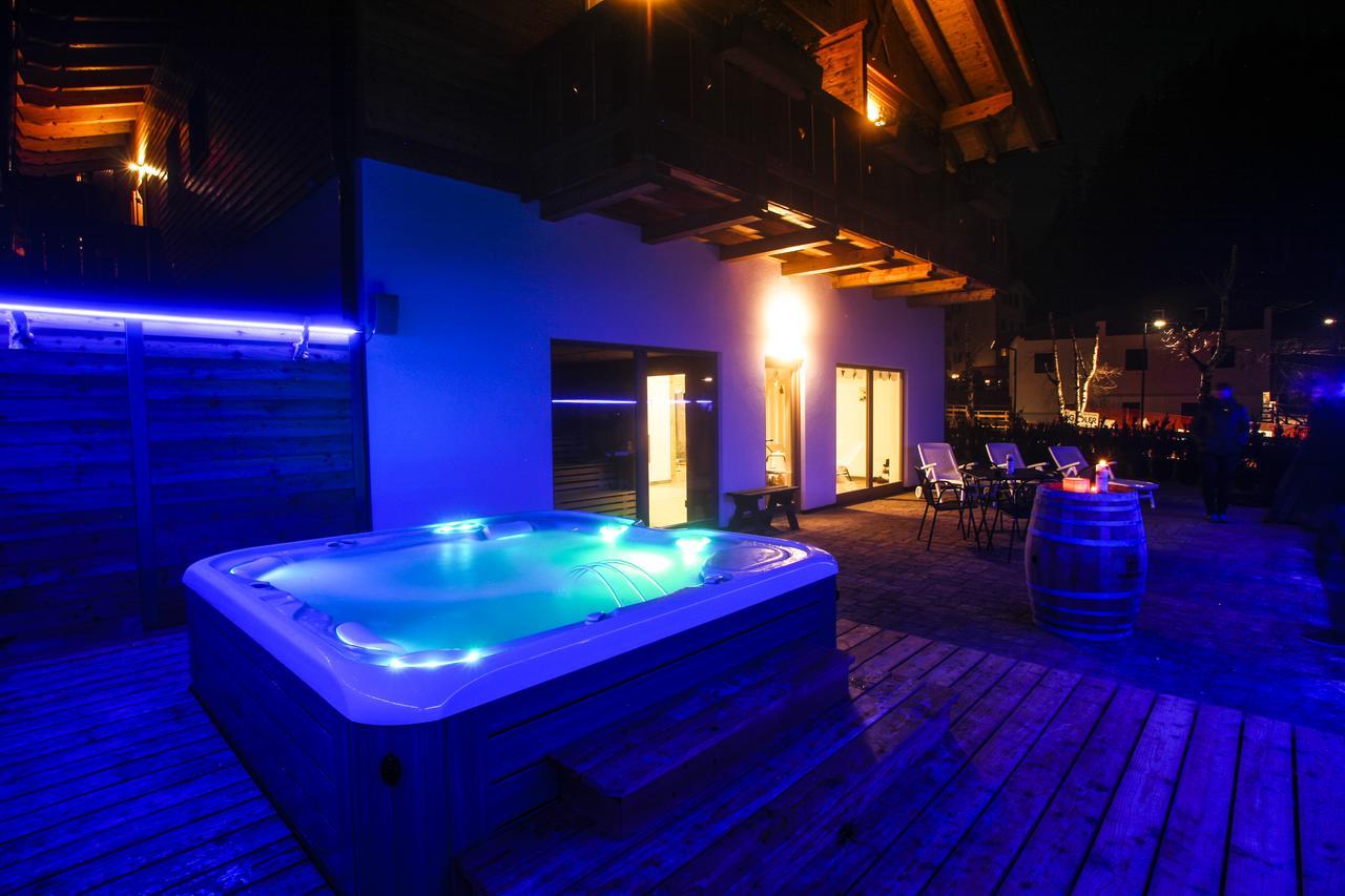 Garni & Wellness Anderle Hotel Vignola  Exterior photo